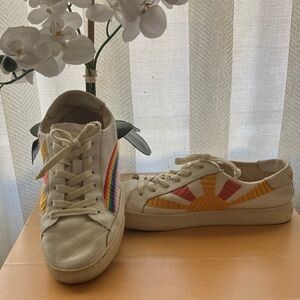 Soludos Rainbow Wave Embroidered Sneaker White, Yellow Size 9.5 used